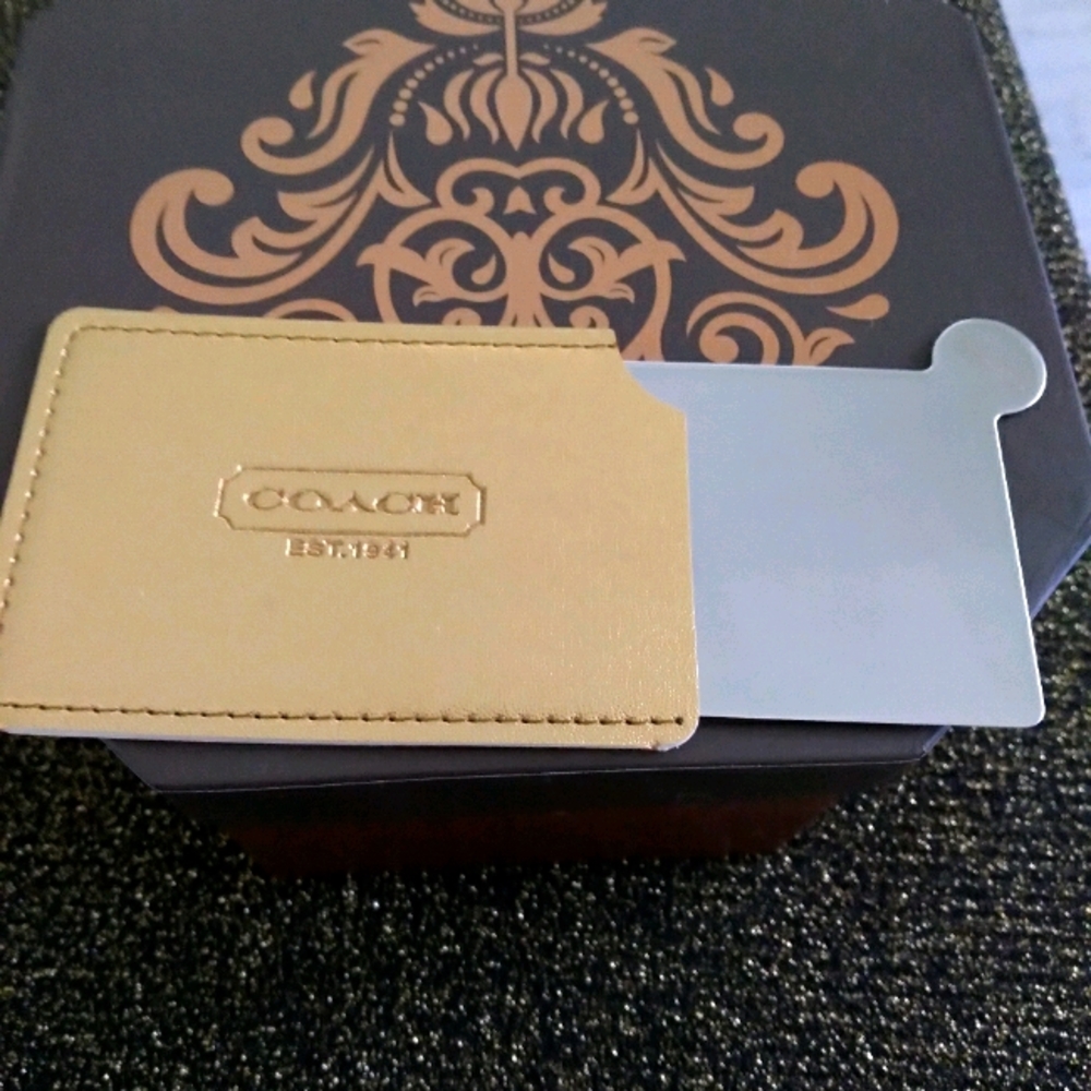 Gold Portable mirror